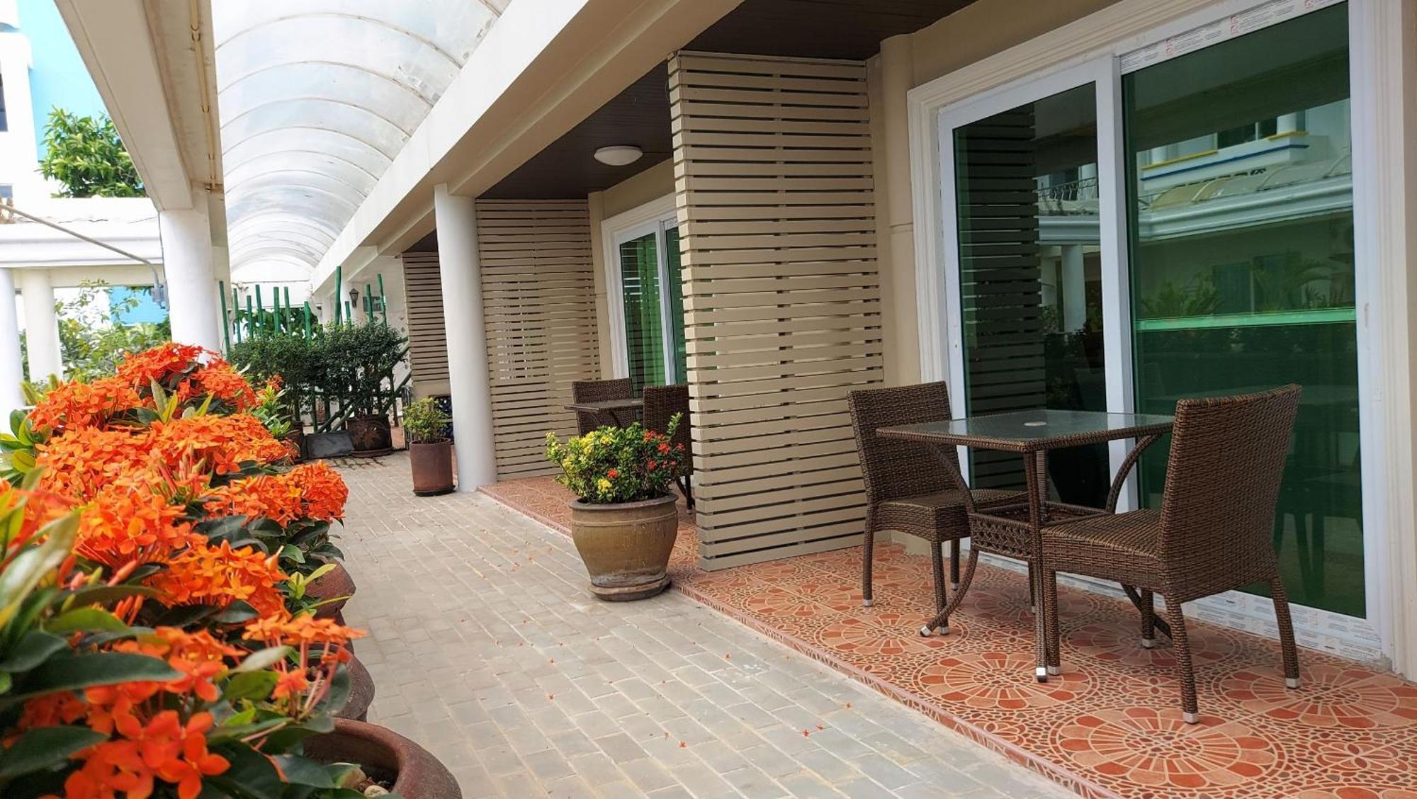 Sawasdee Apartment Patong Bagian luar foto