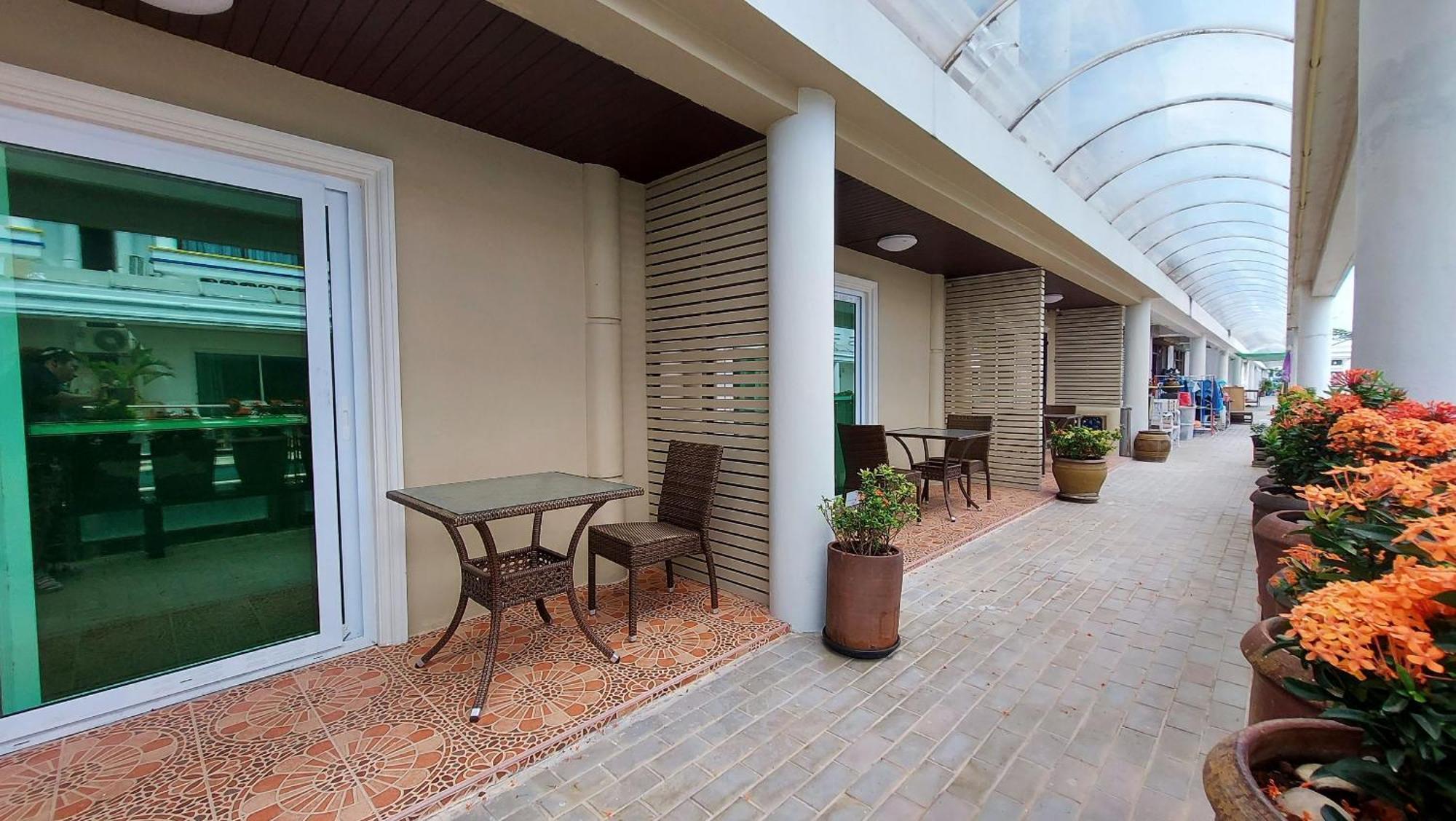 Sawasdee Apartment Patong Bagian luar foto